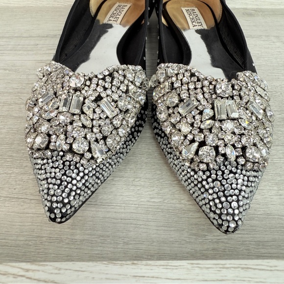 Badgley Mischka Quinn Crystal Embellished Pointed Toe Black Flats Size 8 - Picture 12 of 14